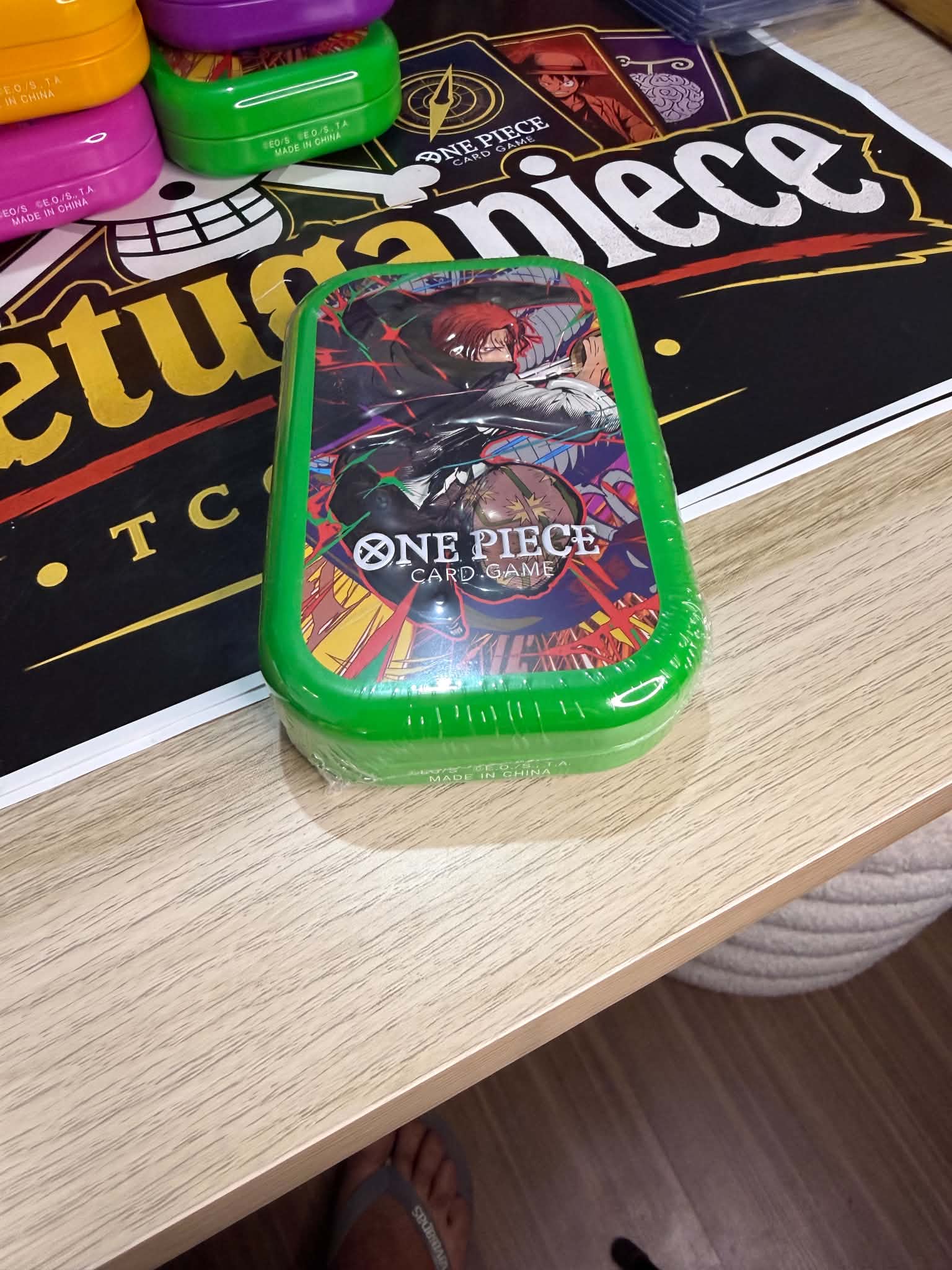 Shanks Storage Tin Box V3 (Asia Exclusive) + Promo Card + 4 Booster Packs OP-13
